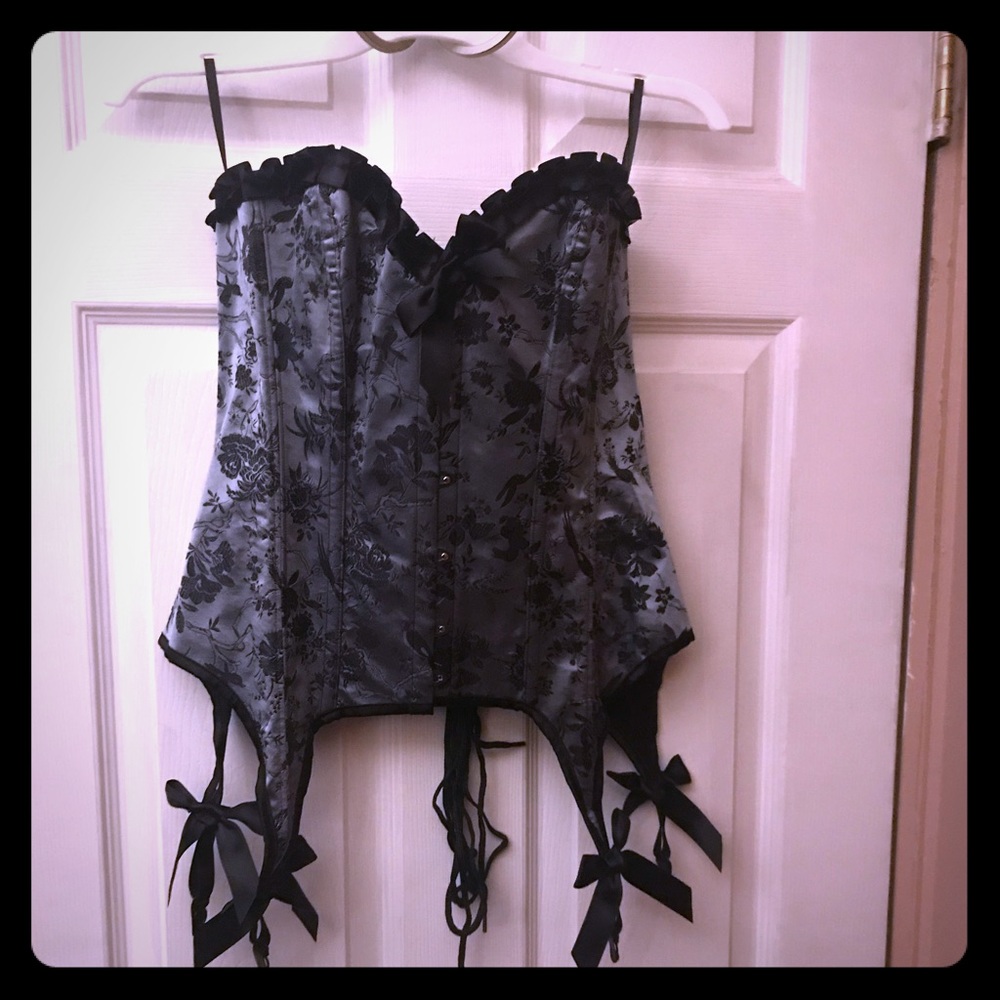 NWT silver and black corset size XL